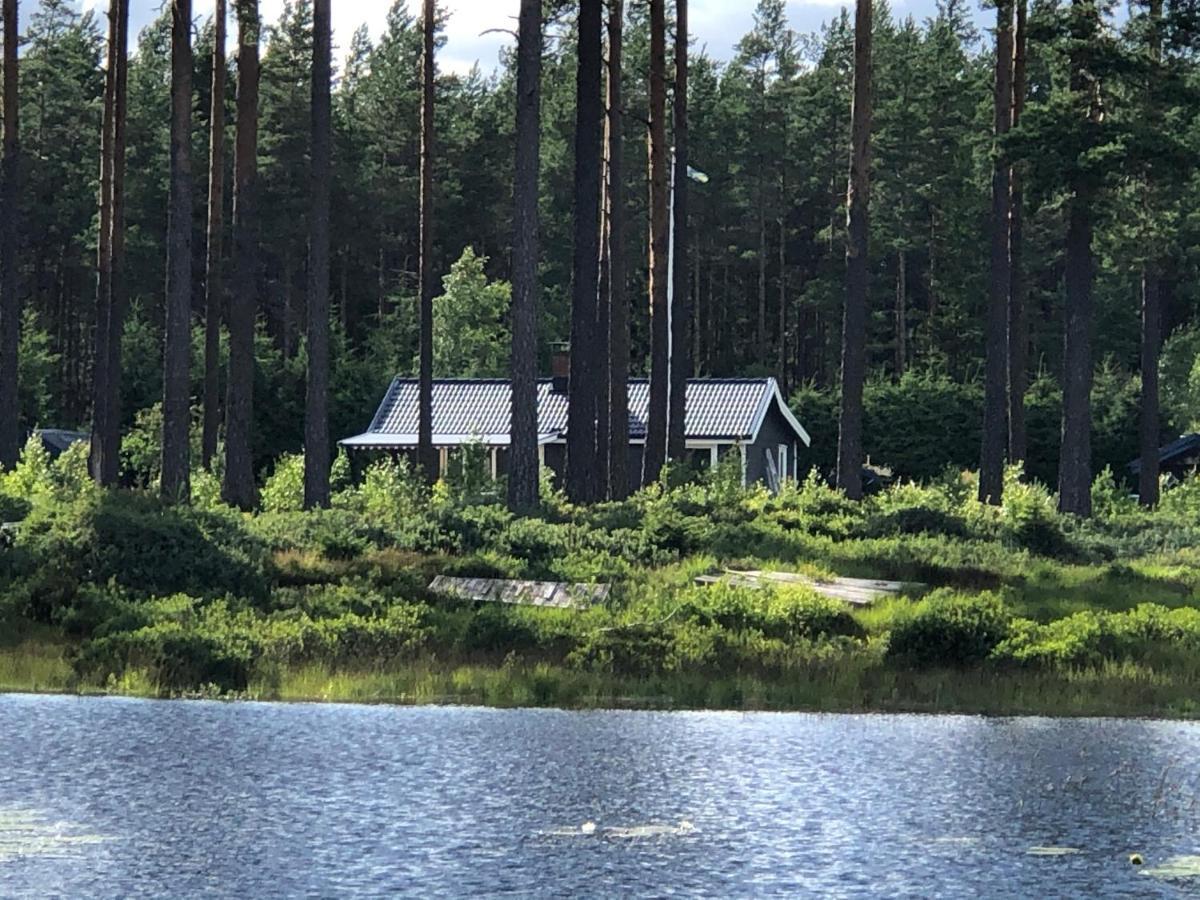 Modern Lakeside Cottage & Boat Near Isaberg Kavsjo Exterior foto