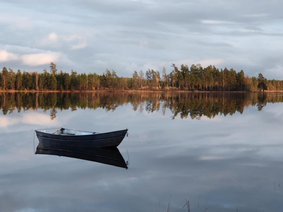 Modern Lakeside Cottage & Boat Near Isaberg Kavsjo Exterior foto